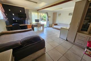 4 Bedroom Property for Sale in Verwoerdpark Gauteng