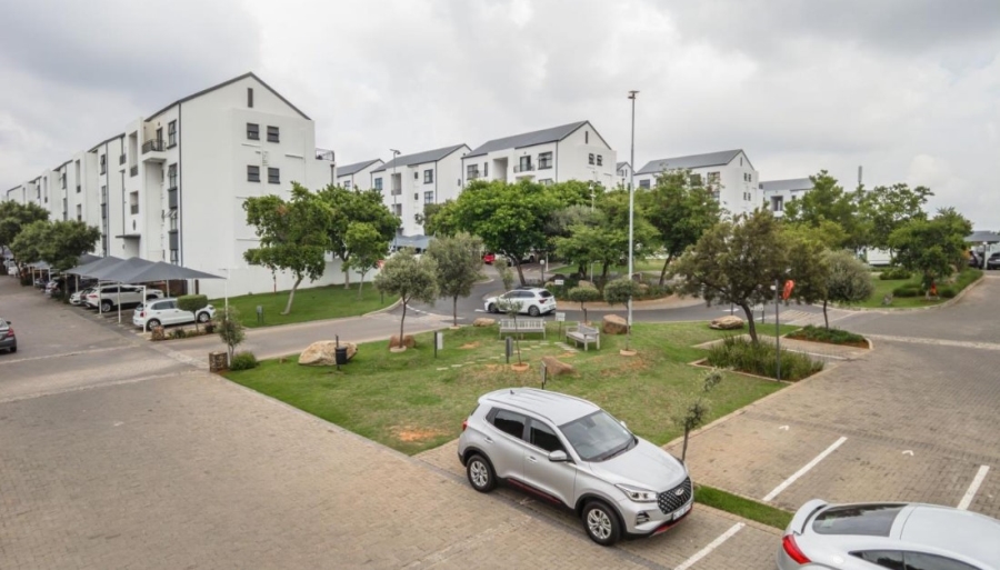 3 Bedroom Property for Sale in Greenstone Ridge Gauteng