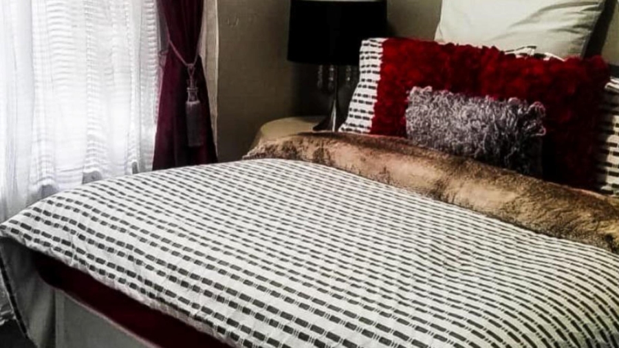 2 Bedroom Property for Sale in Birchleigh Gauteng