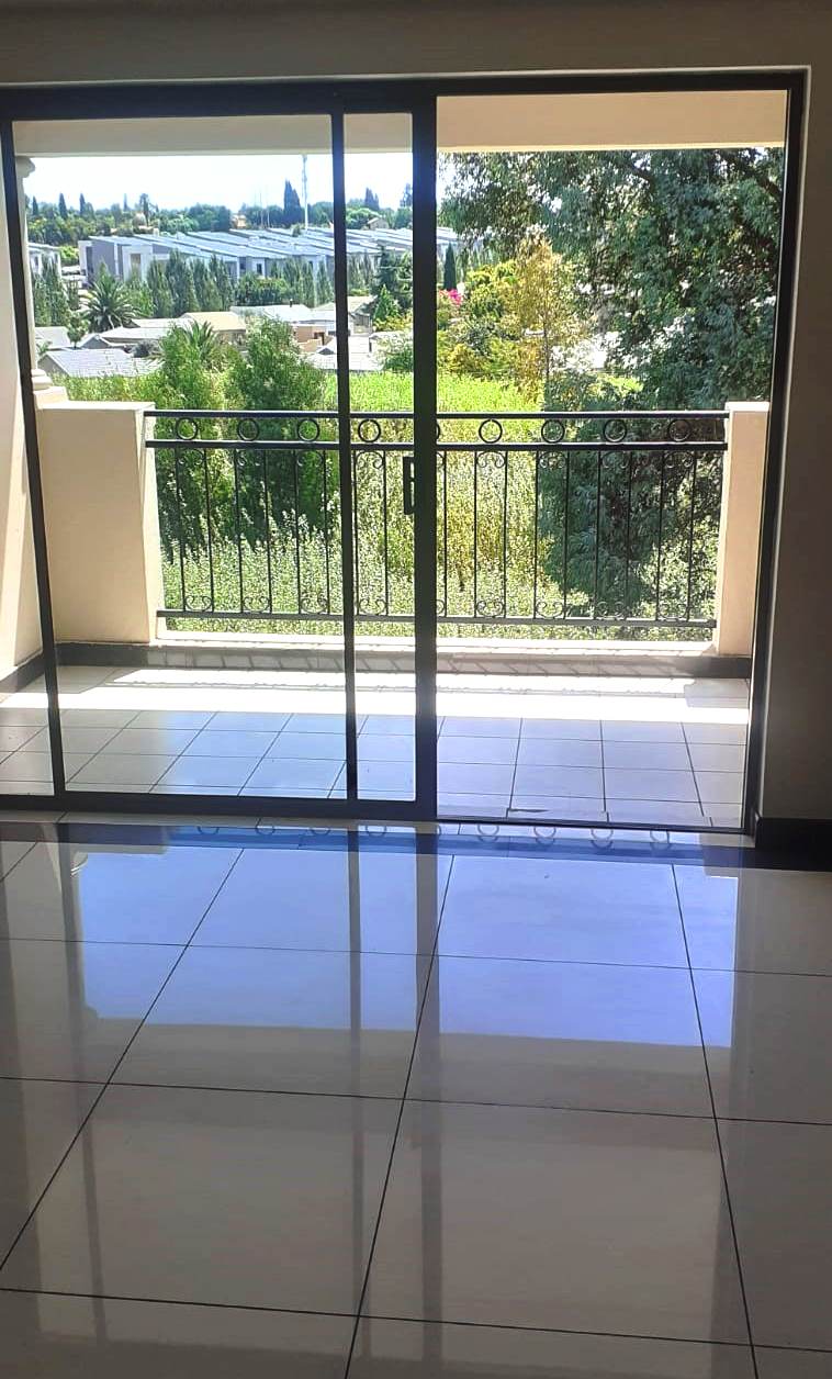 2 Bedroom Property for Sale in Carlswald Gauteng