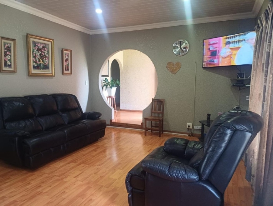 3 Bedroom Property for Sale in Bedworth Park Gauteng