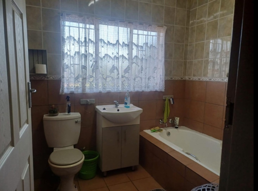 3 Bedroom Property for Sale in Bedworth Park Gauteng