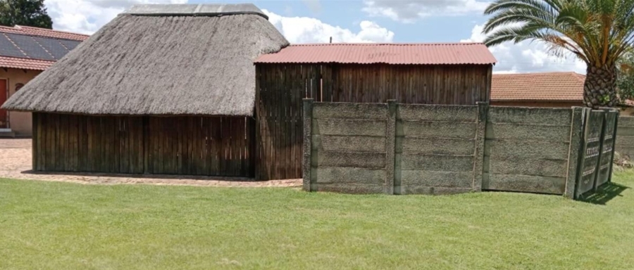 3 Bedroom Property for Sale in Bedworth Park Gauteng