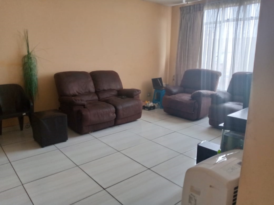 2 Bedroom Property for Sale in Vereeniging Gauteng