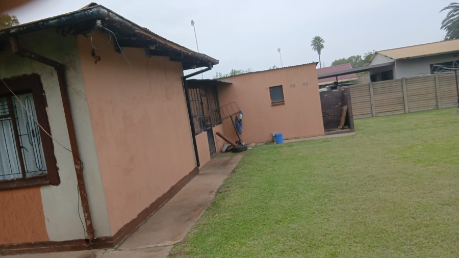 3 Bedroom Property for Sale in Sonland Park Gauteng