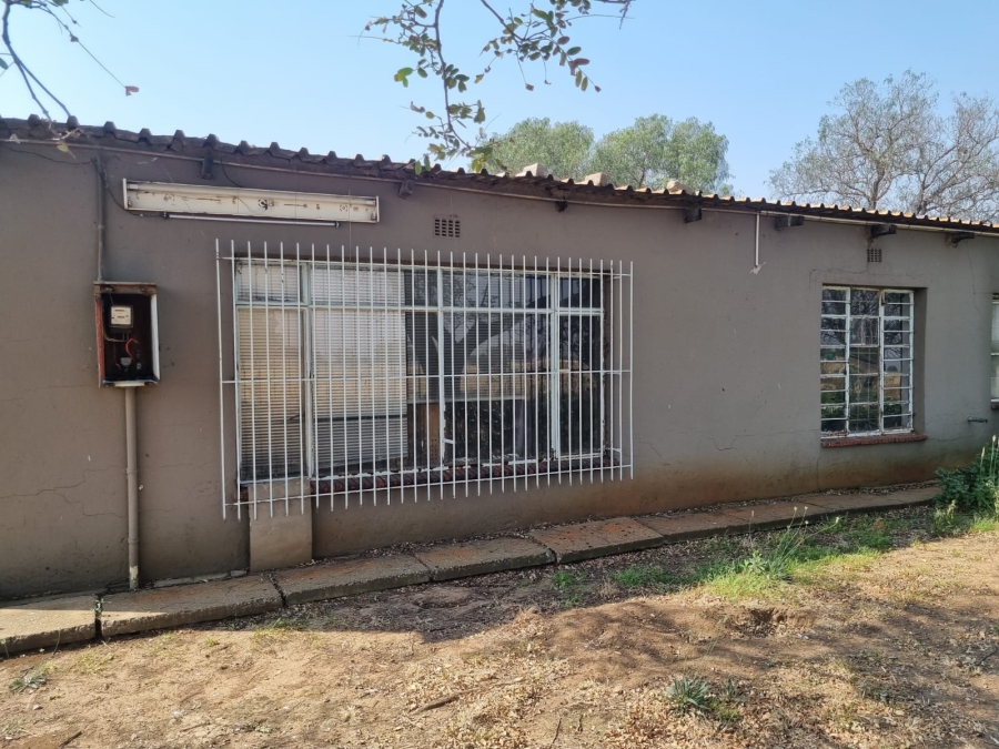 3 Bedroom Property for Sale in Chrissiefontein Gauteng