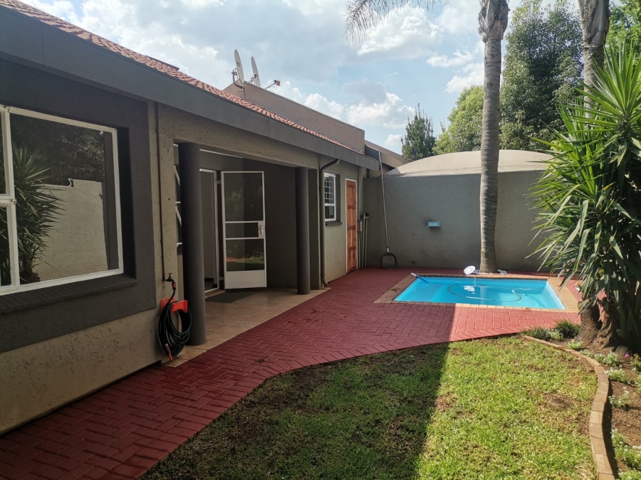 2 Bedroom Property for Sale in Vanderbijlpark SE Gauteng