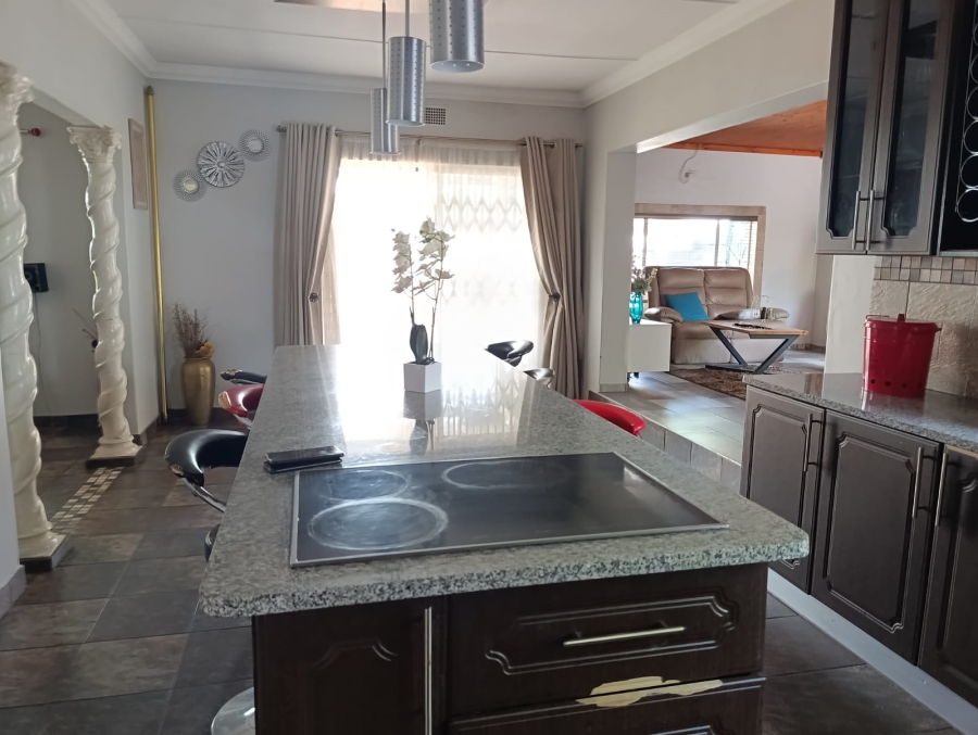 3 Bedroom Property for Sale in Pretoria Gardens Gauteng