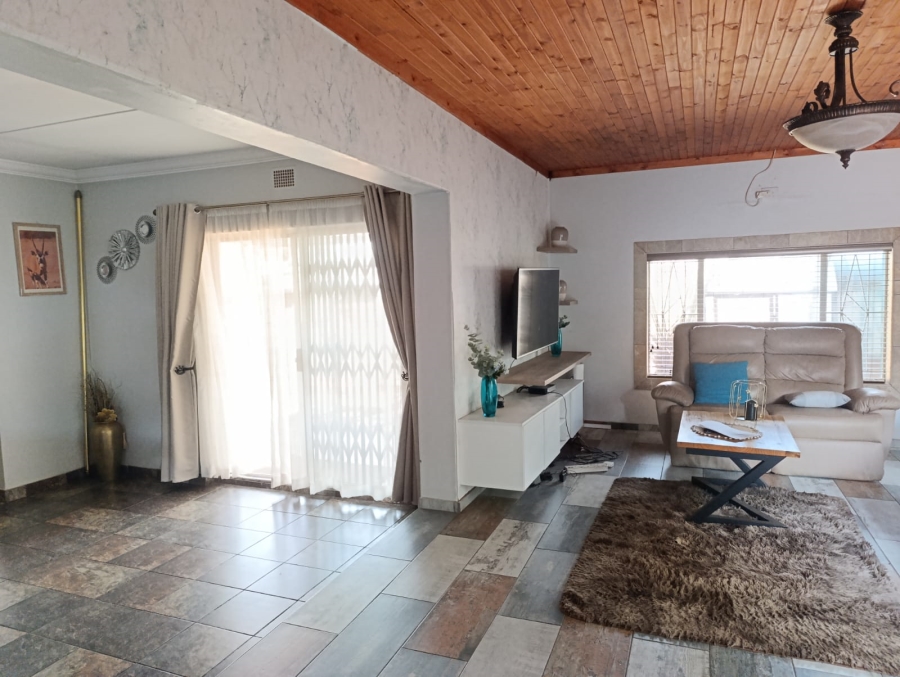 3 Bedroom Property for Sale in Pretoria Gardens Gauteng