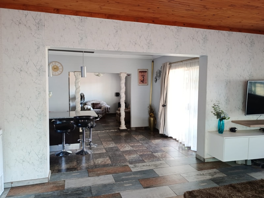 3 Bedroom Property for Sale in Pretoria Gardens Gauteng