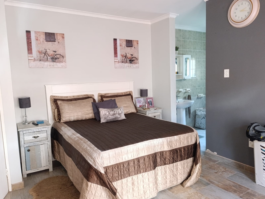 3 Bedroom Property for Sale in Pretoria Gardens Gauteng