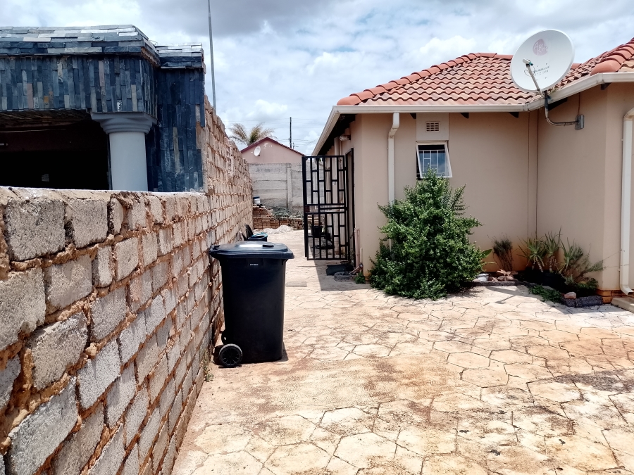 3 Bedroom Property for Sale in Gem Valley Gauteng