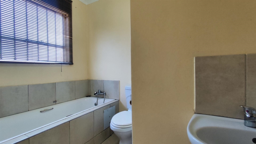 3 Bedroom Property for Sale in Sharon Park Gauteng