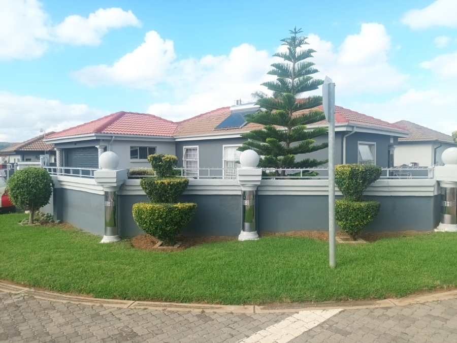3 Bedroom Property for Sale in Kirkney Gauteng
