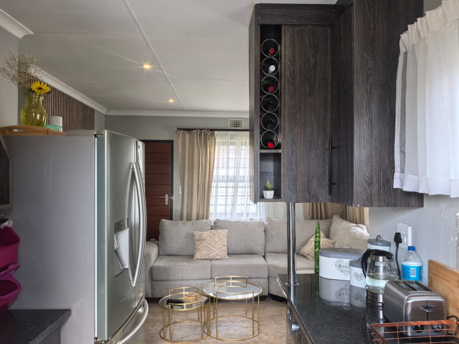 3 Bedroom Property for Sale in Lotus Gardens Gauteng