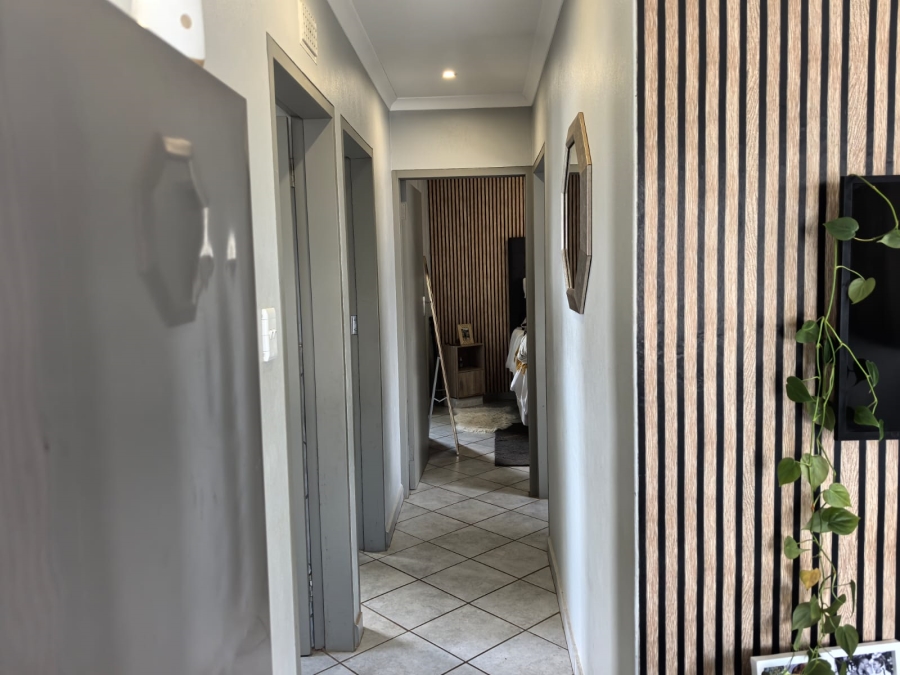 3 Bedroom Property for Sale in Lotus Gardens Gauteng