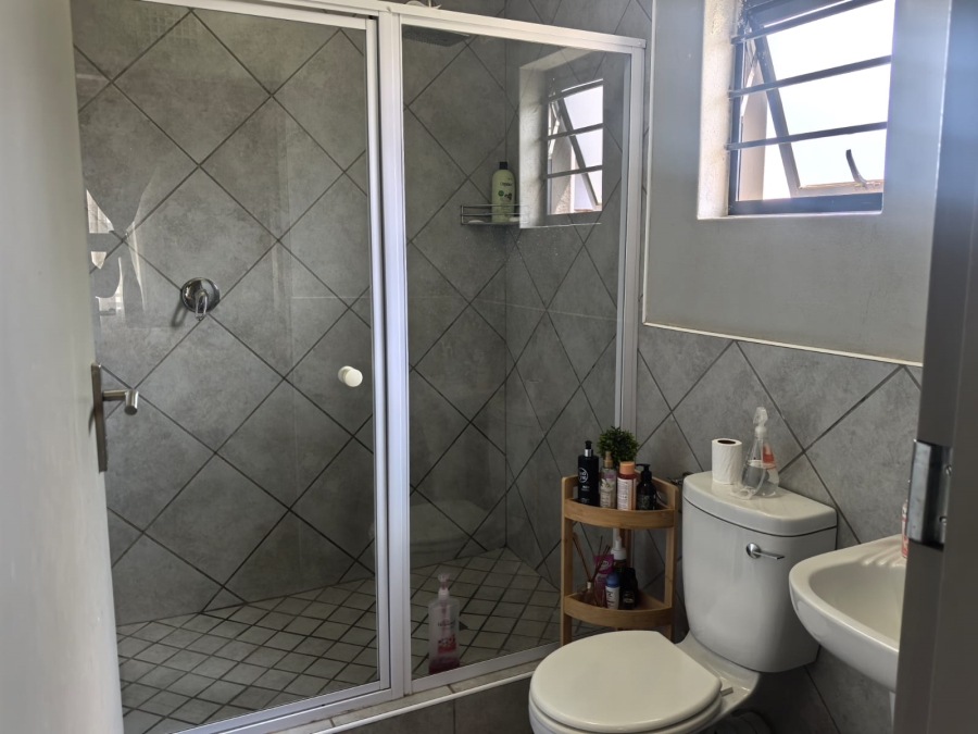 3 Bedroom Property for Sale in Lotus Gardens Gauteng