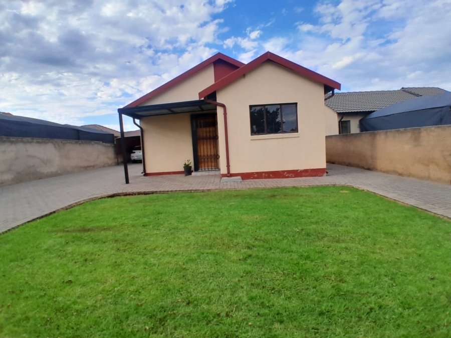 To Let 2 Bedroom Property for Rent in Elandspoort Gauteng