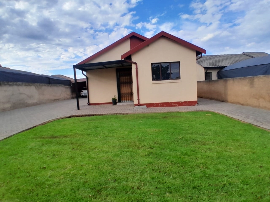 To Let 2 Bedroom Property for Rent in Elandspoort Gauteng