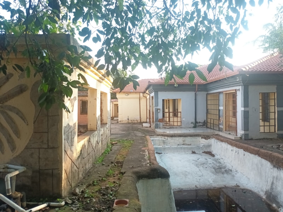 4 Bedroom Property for Sale in Mountain View Gauteng