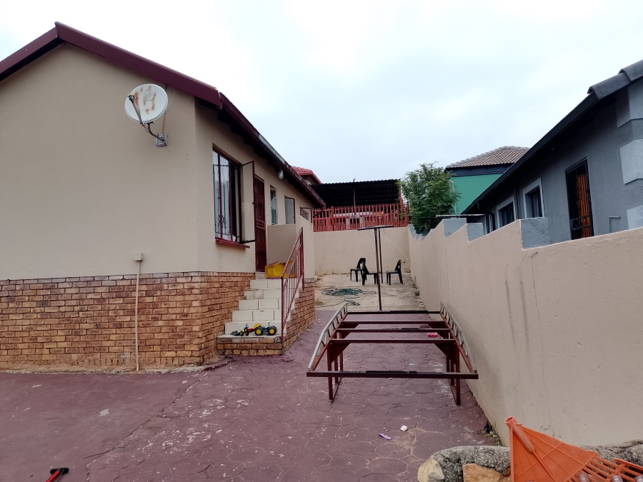 3 Bedroom Property for Sale in Mahube Valley Gauteng