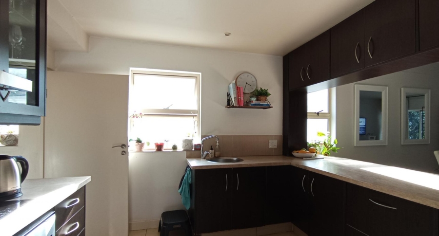 3 Bedroom Property for Sale in Oaklands Gauteng