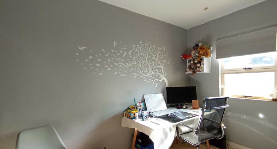 3 Bedroom Property for Sale in Oaklands Gauteng