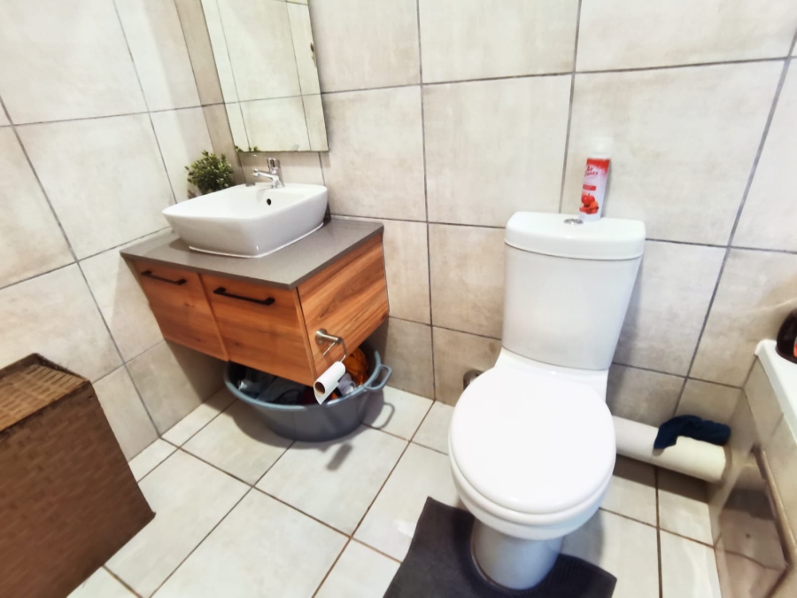 2 Bedroom Property for Sale in Montana Gauteng