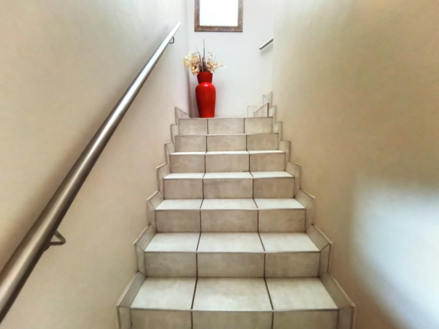 2 Bedroom Property for Sale in Montana Gauteng