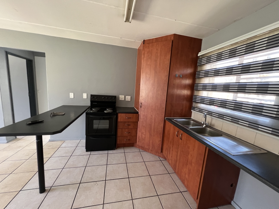 2 Bedroom Property for Sale in Ormonde Gauteng
