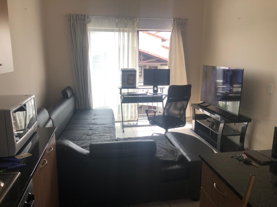 1 Bedroom Property for Sale in Sunninghill Gauteng