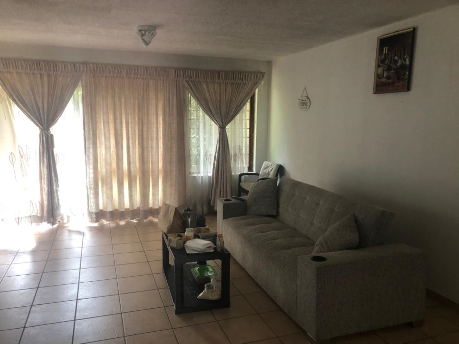 2 Bedroom Property for Sale in Sunninghill Gauteng