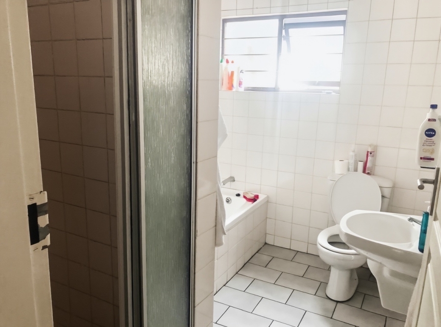 2 Bedroom Property for Sale in Sunninghill Gauteng