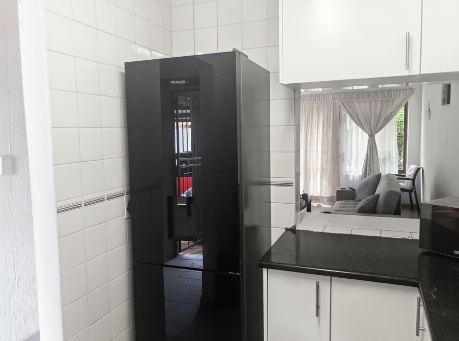 2 Bedroom Property for Sale in Sunninghill Gauteng