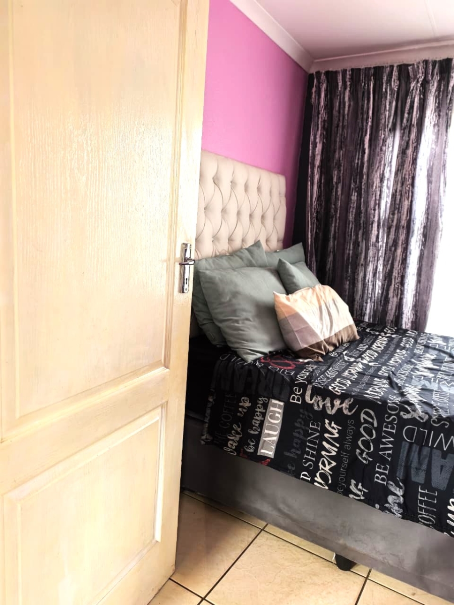 4 Bedroom Property for Sale in Vosloorus Ext 5 Gauteng