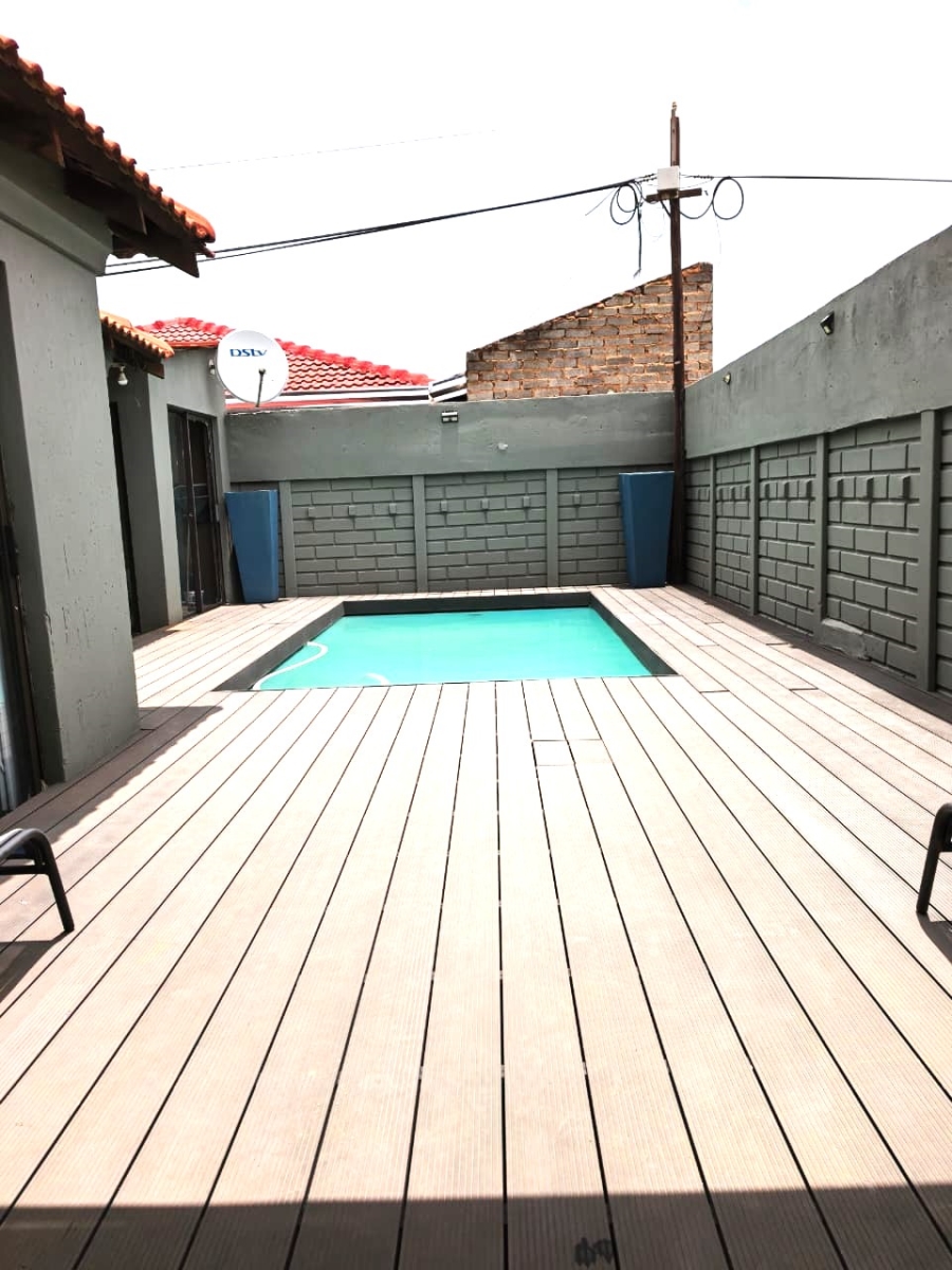 4 Bedroom Property for Sale in Vosloorus Ext 5 Gauteng