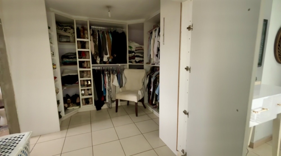 4 Bedroom Property for Sale in Vosloorus Ext 5 Gauteng