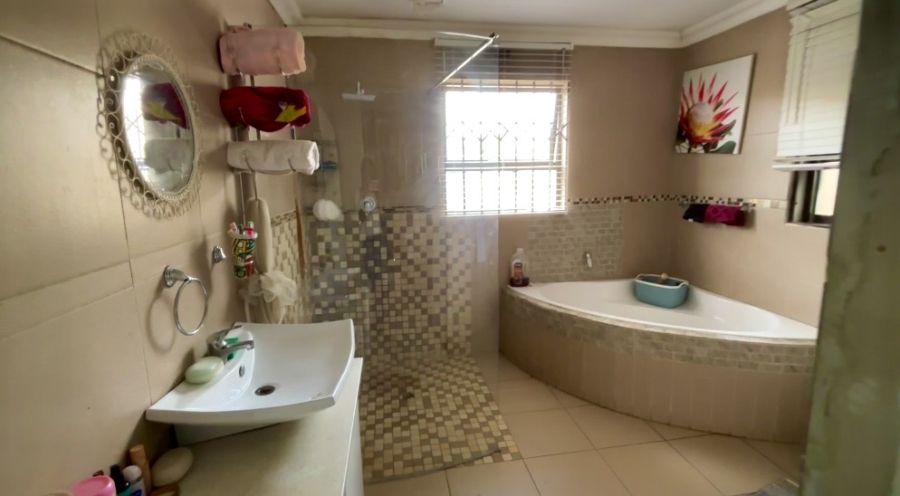 4 Bedroom Property for Sale in Vosloorus Ext 5 Gauteng
