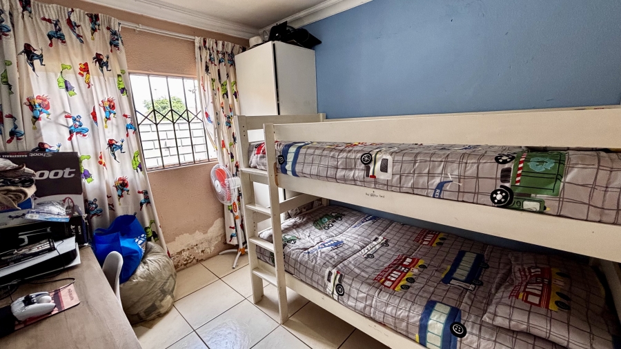 4 Bedroom Property for Sale in Vosloorus Ext 5 Gauteng