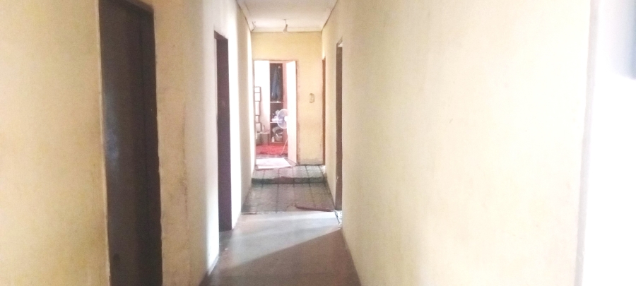 4 Bedroom Property for Sale in Roodekop Gauteng