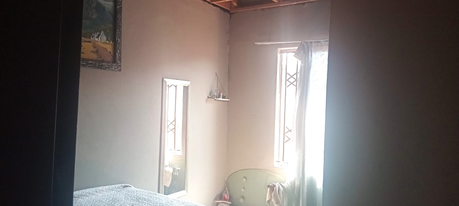 4 Bedroom Property for Sale in Roodekop Gauteng