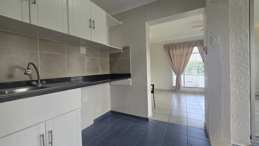 To Let 1 Bedroom Property for Rent in Hurlyvale Gauteng