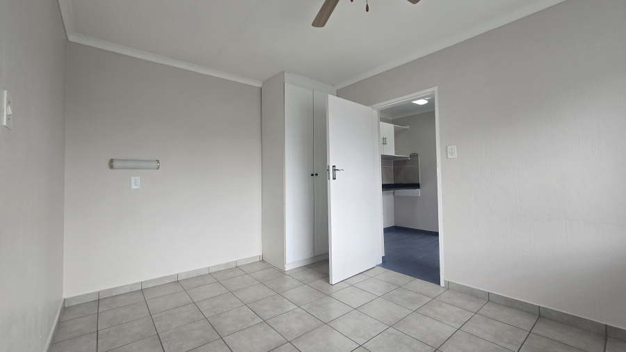 To Let 1 Bedroom Property for Rent in Hurlyvale Gauteng