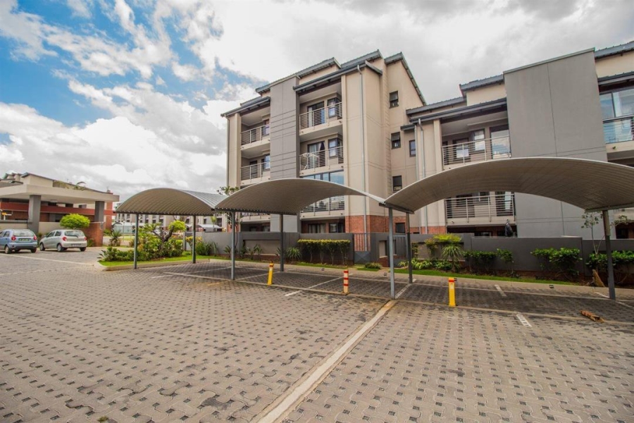 2 Bedroom Property for Sale in Sebenza Gauteng
