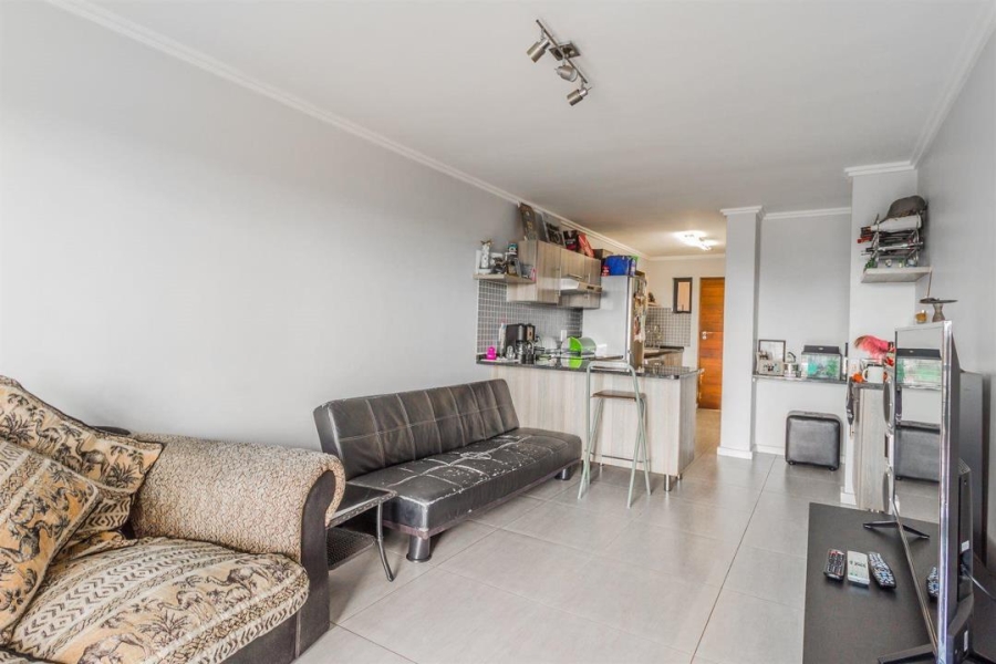 2 Bedroom Property for Sale in Sebenza Gauteng