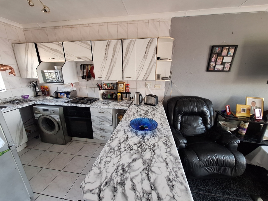 2 Bedroom Property for Sale in Eden Glen Gauteng