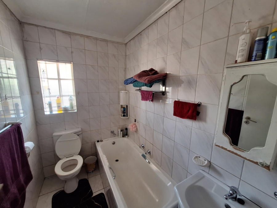 2 Bedroom Property for Sale in Eden Glen Gauteng