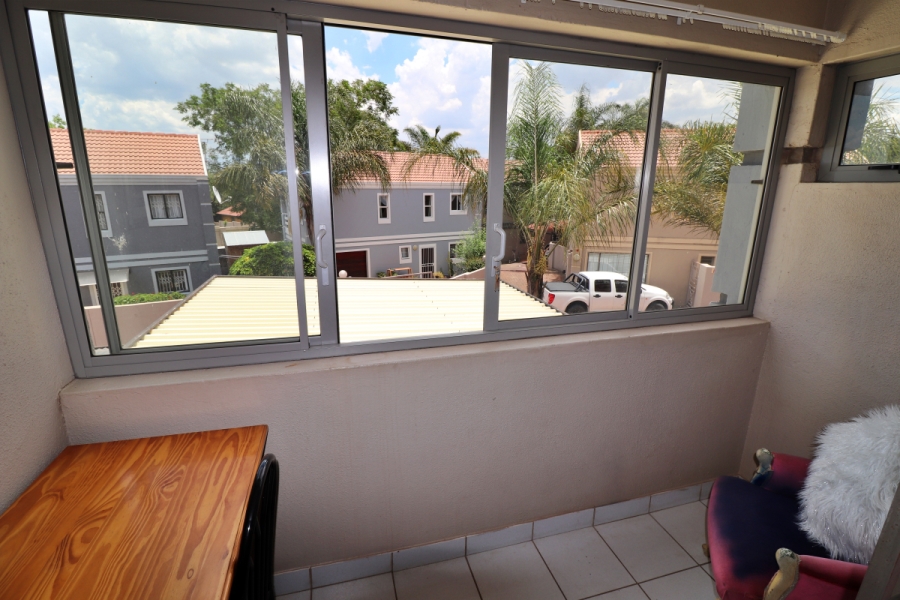 3 Bedroom Property for Sale in Buurendal Gauteng