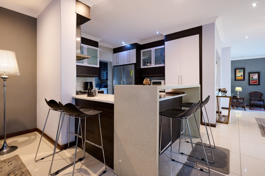 4 Bedroom Property for Sale in Waterfall Country Village Gauteng