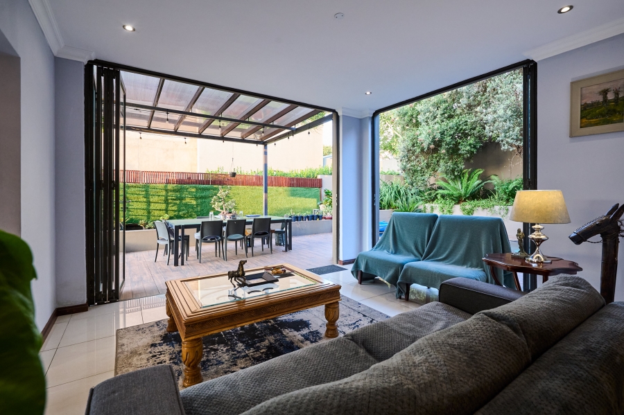 4 Bedroom Property for Sale in Waterfall Country Village Gauteng